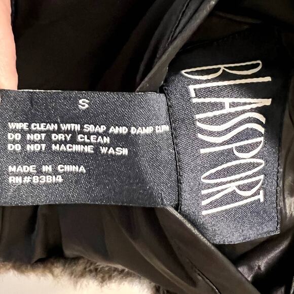 Blassport Women's Brown Faux Fur Collared Zip Front Reversible Vest Size Small - Picture 11 of 15